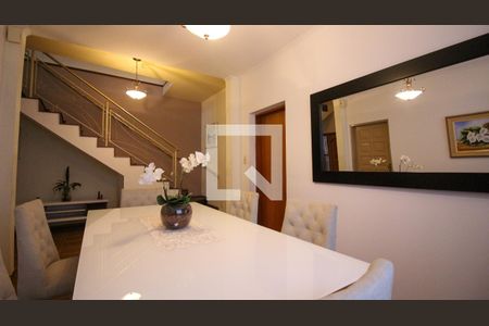 Casa à venda com 3 quartos, 200m² em Vila Bela, São Paulo