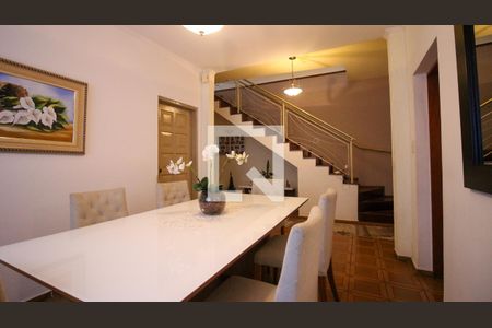 Casa à venda com 3 quartos, 200m² em Vila Bela, São Paulo