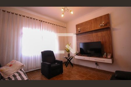 Casa à venda com 3 quartos, 200m² em Vila Bela, São Paulo