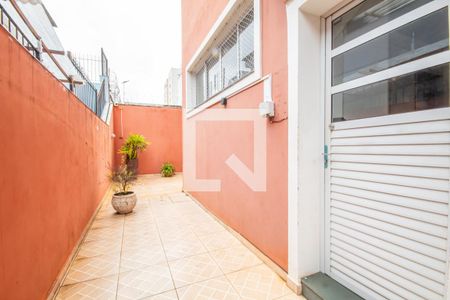 Apartamento para alugar com 110m², 3 quartos e sem vaga Apartamento para alugar com 110m², 3 quartos e sem vagaEntrada