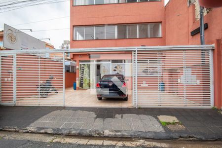 Apartamento para alugar com 110m², 3 quartos e sem vaga Apartamento para alugar com 110m², 3 quartos e sem vagaFachada