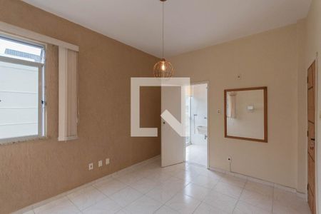 Sala de apartamento para alugar com 1 quarto, 38m² em Grajaú, Rio de Janeiro