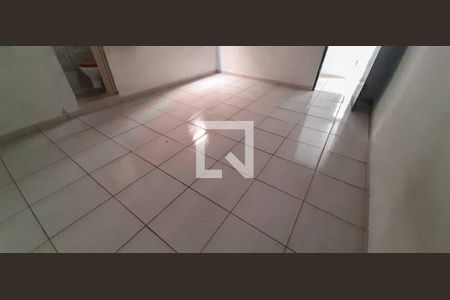 Casa para alugar com 72m², 1 quarto e sem vagaSuíte