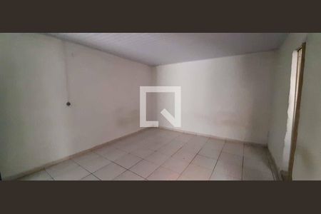 Casa para alugar com 72m², 1 quarto e sem vagaSuíte