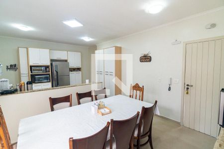 Casa à venda com 110m², 3 quartos e 2 vagasCozinha