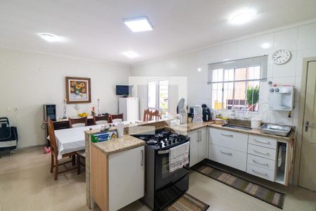 Casa à venda com 110m², 3 quartos e 2 vagasCozinha