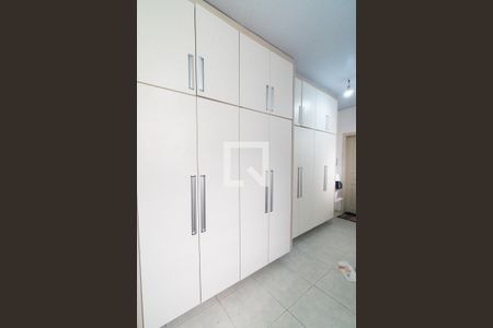 Casa à venda com 110m², 3 quartos e 2 vagasÁrea de Serviço - Armários