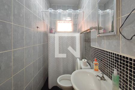 Casa à venda com 400m², 3 quartos e 8 vagasCasa 2 - Banheiro