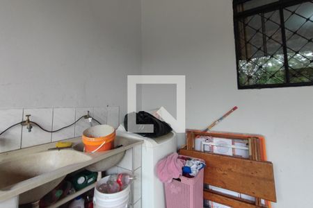 Casa à venda com 400m², 3 quartos e 8 vagasÁrea de Serviço