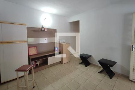 Casa à venda com 400m², 3 quartos e 8 vagasCasa 2 - Sala