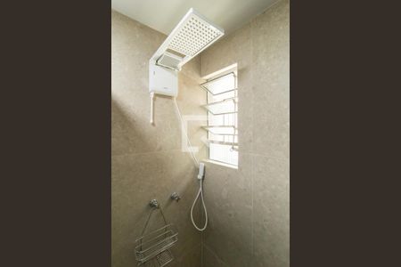 Apartamento para alugar com 83m², 3 quartos e 1 vagaDetalhe do banheiro