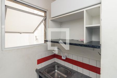 Studio à venda com 28m², 1 quarto e sem vaga Studio à venda com 28m², 1 quarto e sem vagaCozinha