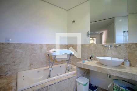 Apartamento à venda com 160m², 4 quartos e 2 vagasBanheiro da Suíte