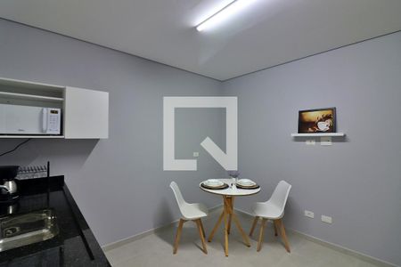 Sala/Cozinha de kitnet/studio para alugar com 1 quarto, 28m² em Parque Terra Nova Ii, São Bernardo do Campo