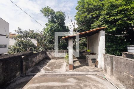 Casa à venda com 100m², 2 quartos e 2 vagasTerraço 