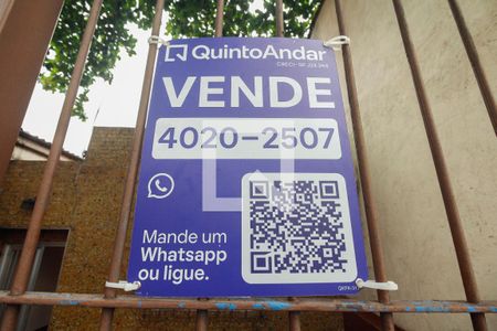 Casa à venda com 100m², 2 quartos e 2 vagasFachada 