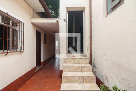 Casa à venda com 100m², 2 quartos e 2 vagasQuintal 