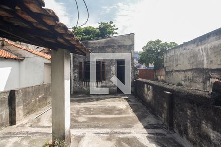 Casa à venda com 100m², 2 quartos e 2 vagasTerraço 