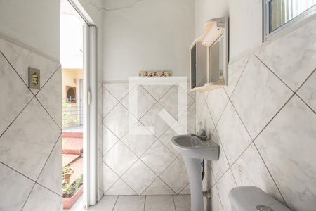 Casa à venda com 100m², 2 quartos e 2 vagasÁrea de Serviço - Banheiro de Serviço 