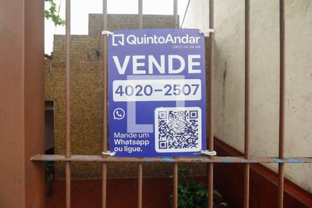 Casa à venda com 100m², 2 quartos e 2 vagasFachada 