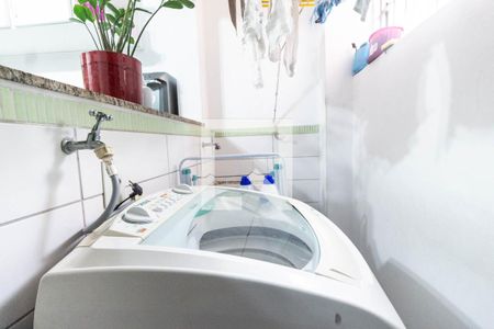 Apartamento à venda com 60m², 2 quartos e 1 vagaÁrea de serviço