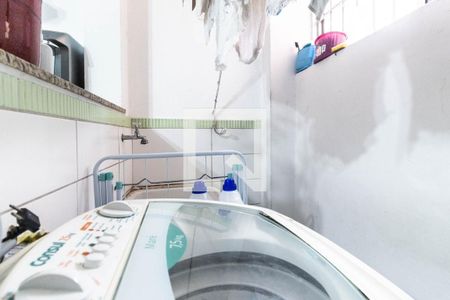 Apartamento à venda com 60m², 2 quartos e 1 vagaÁrea de serviço