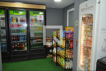 Apartamento para alugar com 54m², 2 quartos e 1 vagaMini Mercado