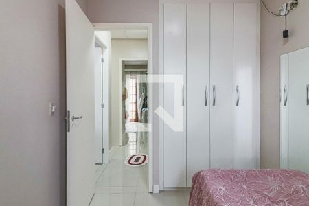 Casa de condomínio para alugar com 180m², 3 quartos e 2 vagasQuarto 1