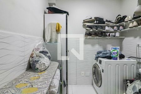 Casa de condomínio para alugar com 180m², 3 quartos e 2 vagasÁrea de Serviço