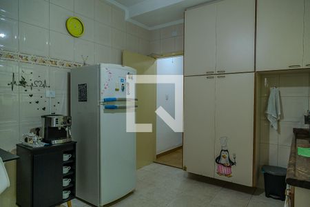 Casa à venda com 215m², 5 quartos e 2 vagasCozinha