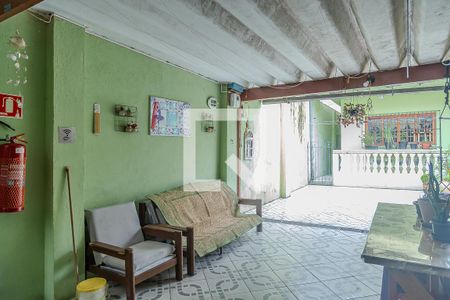 Casa à venda com 215m², 5 quartos e 2 vagasQuintal e Área de Serviço