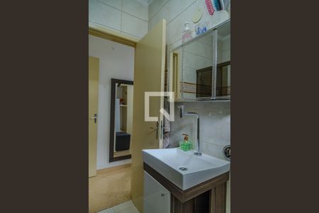 Casa à venda com 215m², 5 quartos e 2 vagasBanheiro da Suíte