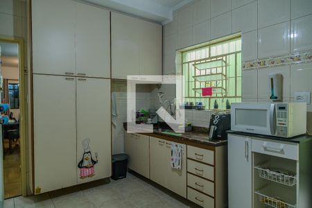 Casa à venda com 215m², 5 quartos e 2 vagasCozinha