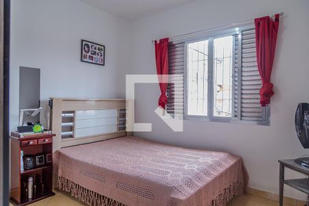 Casa à venda com 215m², 5 quartos e 2 vagasQuarto 2