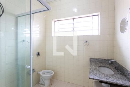 Casa para alugar com 90m², 4 quartos e 1 vaga Casa para alugar com 90m², 4 quartos e 1 vagaBanheiro Social