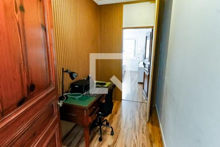 Casa à venda com 700m², 4 quartos e 8 vagas Casa à venda com 700m², 4 quartos e 8 vagasSuíte 4