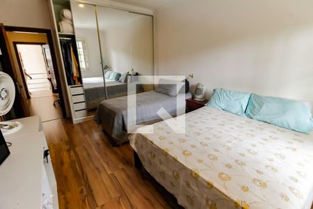 Casa à venda com 700m², 4 quartos e 8 vagas Casa à venda com 700m², 4 quartos e 8 vagasSuíte 4