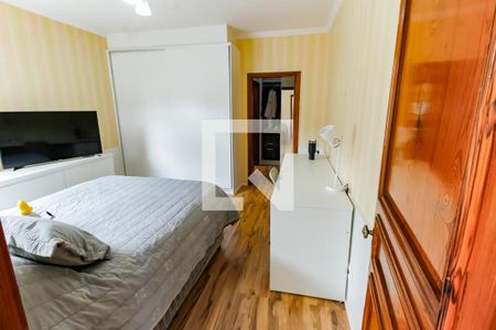 Casa à venda com 700m², 4 quartos e 8 vagas Casa à venda com 700m², 4 quartos e 8 vagasSuíte 3