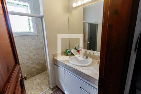 Casa à venda com 700m², 4 quartos e 8 vagas Casa à venda com 700m², 4 quartos e 8 vagasBanheiro da Suíte 3