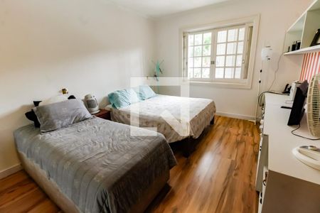 Casa à venda com 700m², 4 quartos e 8 vagas Casa à venda com 700m², 4 quartos e 8 vagasSuíte 4