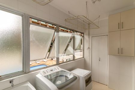 Apartamento à venda com 142m², 3 quartos e 1 vagaÁrea de Serviço