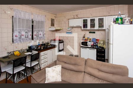 Casa à venda com 300m², 8 quartos e 3 vagasSala/Cozinha Casa 4