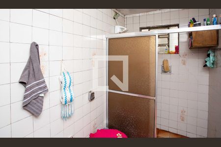 Casa à venda com 300m², 8 quartos e 3 vagasBanheiro Casa 4