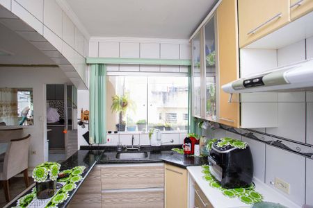 Casa à venda com 300m², 8 quartos e 3 vagasCozinha