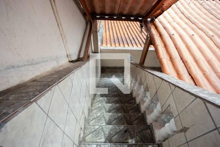 Casa à venda com 300m², 8 quartos e 3 vagasEscada