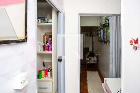 Casa à venda com 300m², 8 quartos e 3 vagasQuarto Casa 4