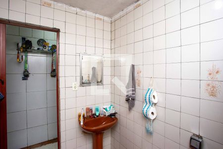 Casa à venda com 300m², 8 quartos e 3 vagasBanheiro Casa 4