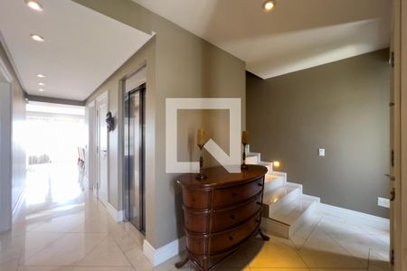 Casa à venda com 380m², 4 quartos e 6 vagasHall