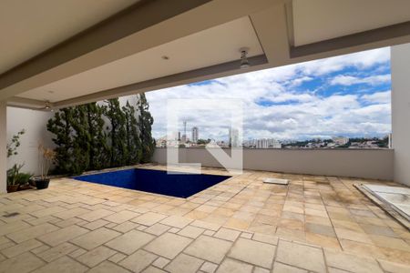 Casa à venda com 380m², 4 quartos e 6 vagasPiscina