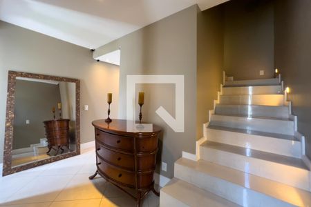 Casa à venda com 380m², 4 quartos e 6 vagasHall